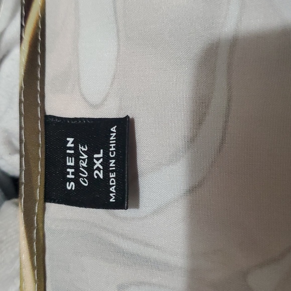 SHEIN Tropical Leaf Print Casual V-Neck Loose Fit Print Komono Style Romper 2XL - Picture 6 of 6